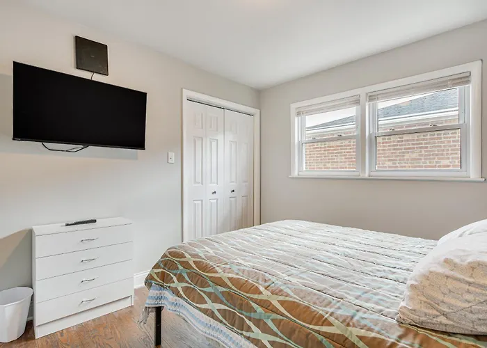 Hébergement de vacances In Quiet Area W/ Fenced-in Backyard *