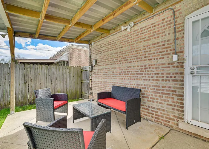 In Quiet Area W/ Fenced-in Backyard Chicago