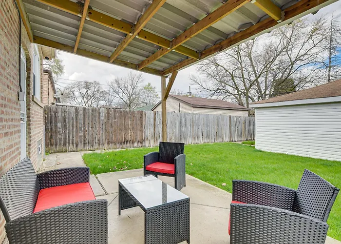 Hébergement de vacances In Quiet Area W/ Fenced-in Backyard *